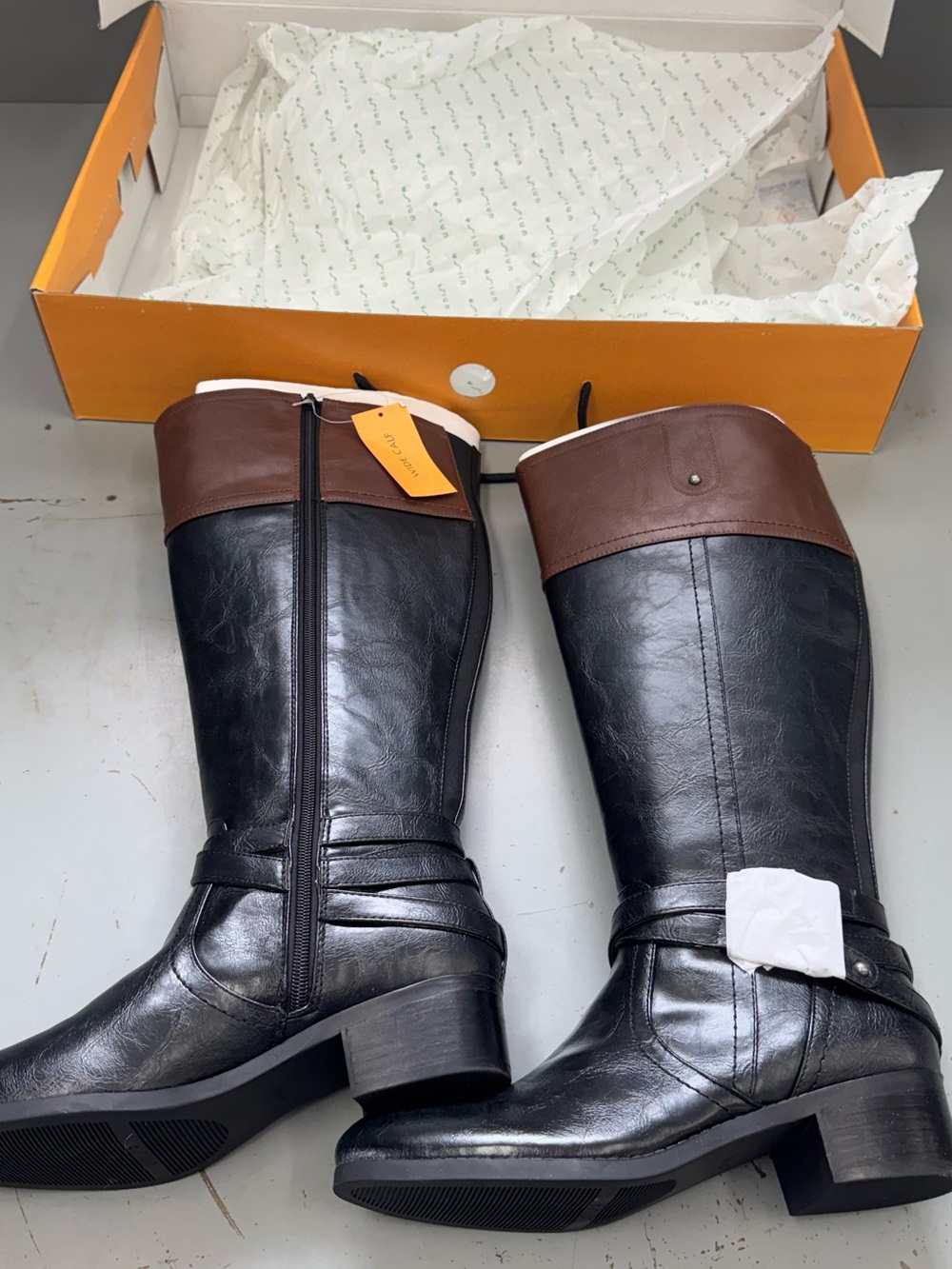 Unisa Black Leather Two Tone Style Boots with Silver Buckle Detail wide leg 8.5 - Picture 12 of 12